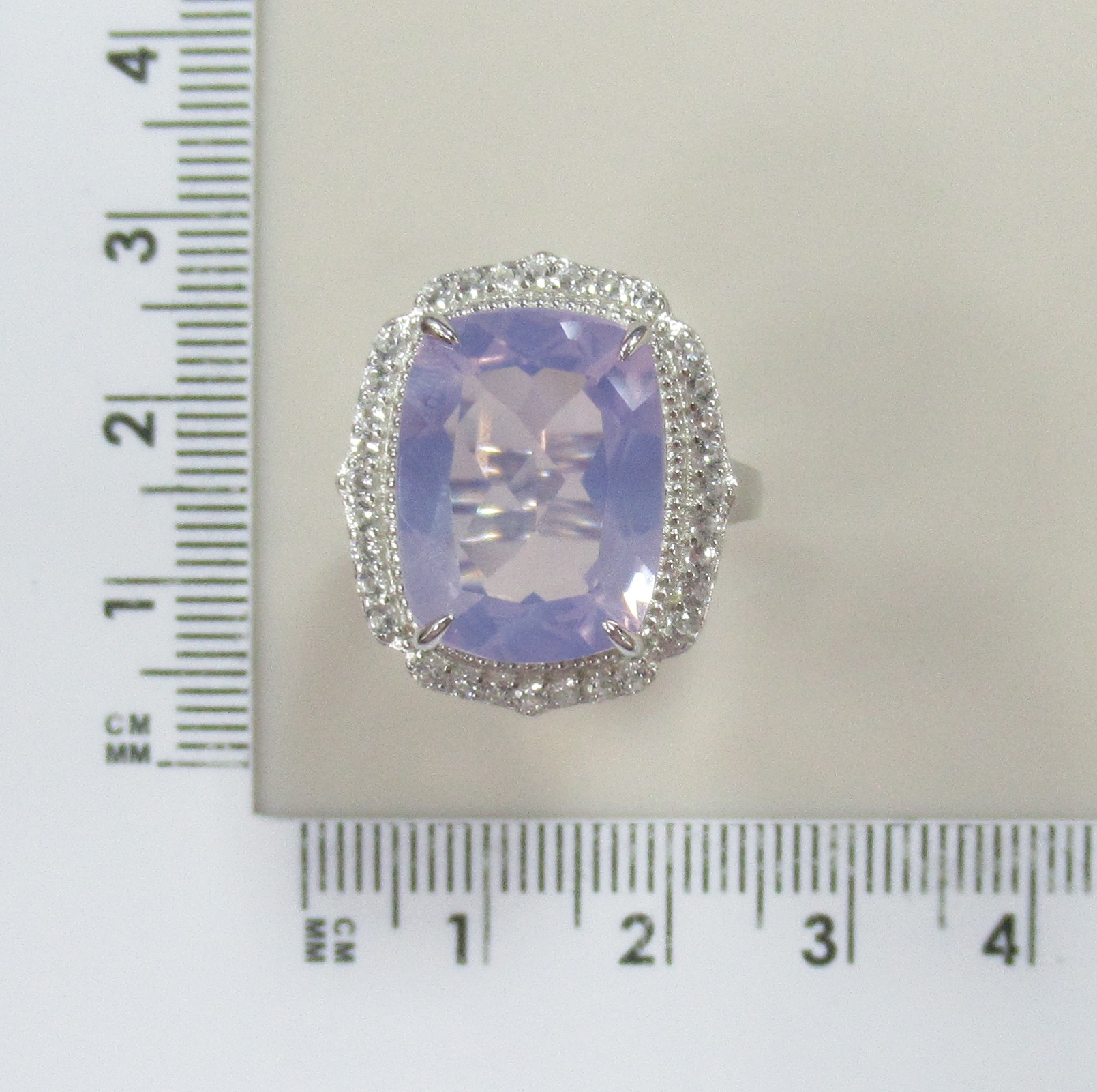 Серебряное кольцо с кварцем